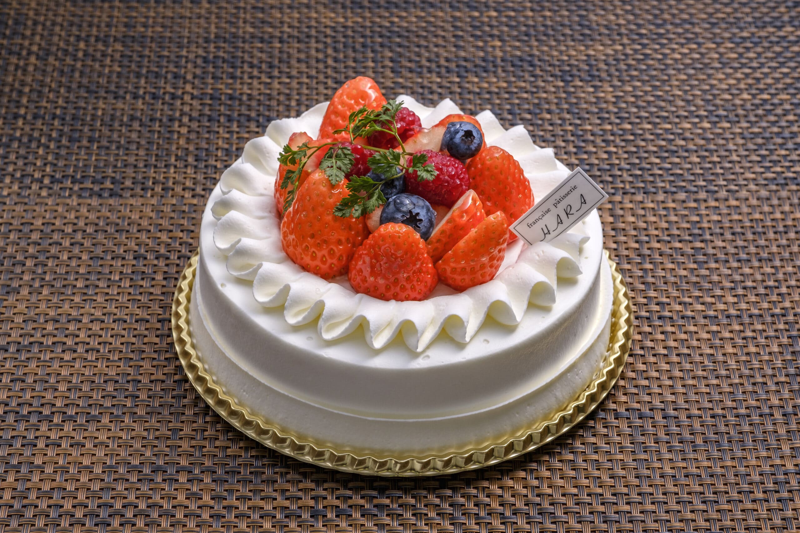 苺のホールケーキ